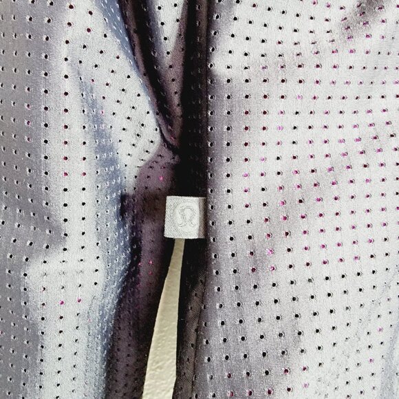 Lululemon Purple Black Reversible Jacket Size 12 Long‎ Sleeve Zip Up Tumb Holes - Picture 6 of 7